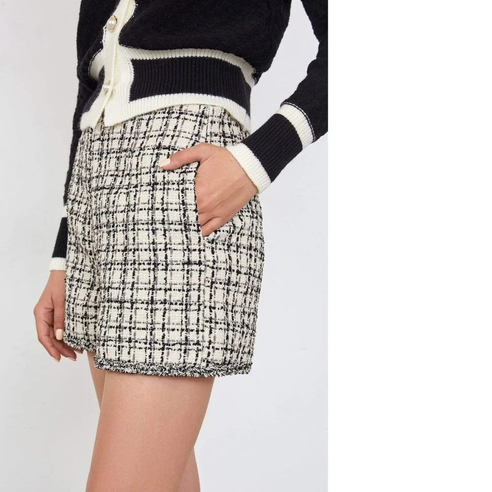 J.ING Raelee Beige Check Shorts - Picture 2 of 8